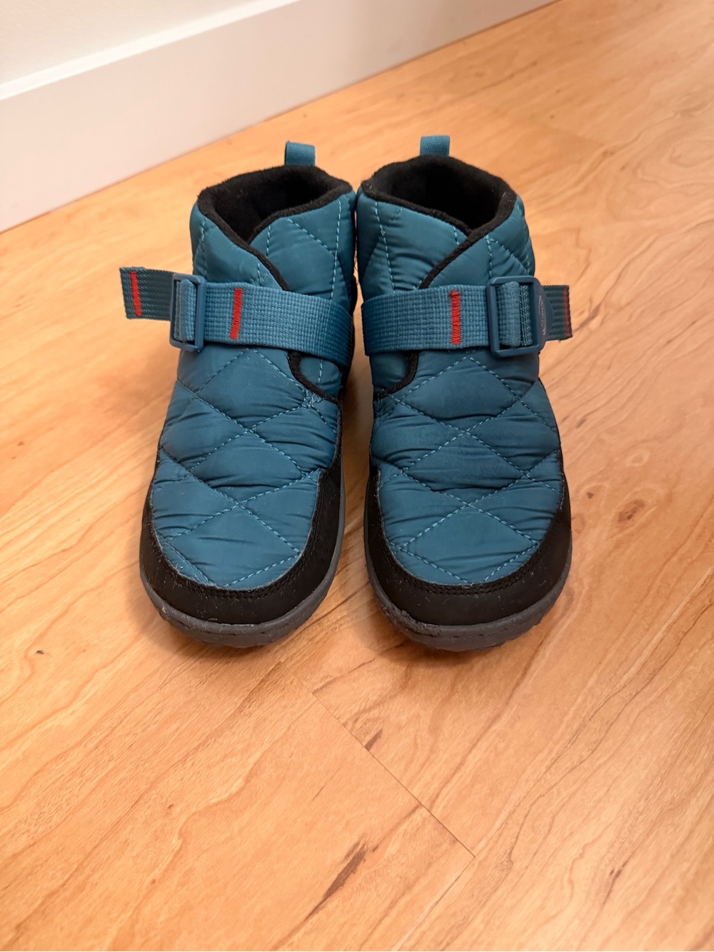 Chaco Unisex kids  Ramble Puff Slipp USA 4 EUR 35